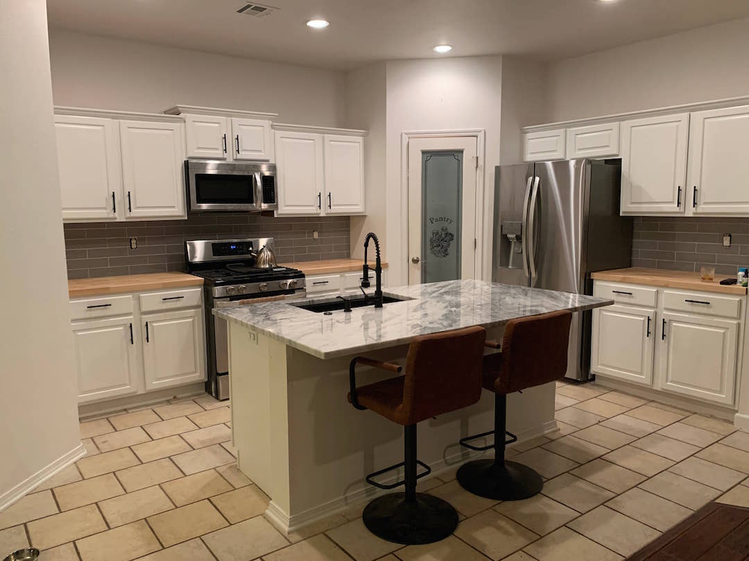 Tulsa Home Remodeling | Kitchen Gallery | Striaght Line Painting